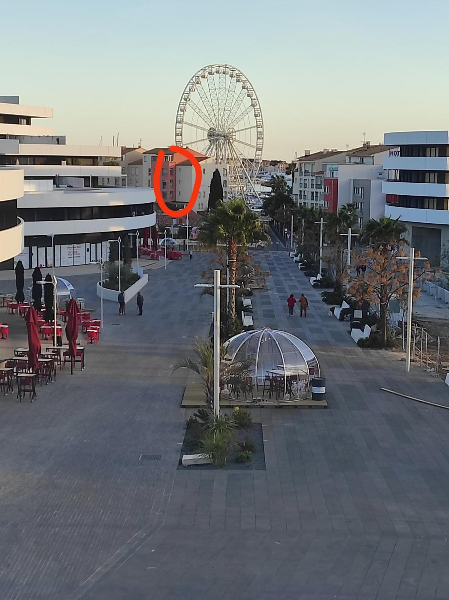 Centre Port,Studio Cosy,Vue Piscine Et Sur Le Parking Prive Ainsi Que Le Mont Saint Martin แอกด์ ภายนอก รูปภาพ