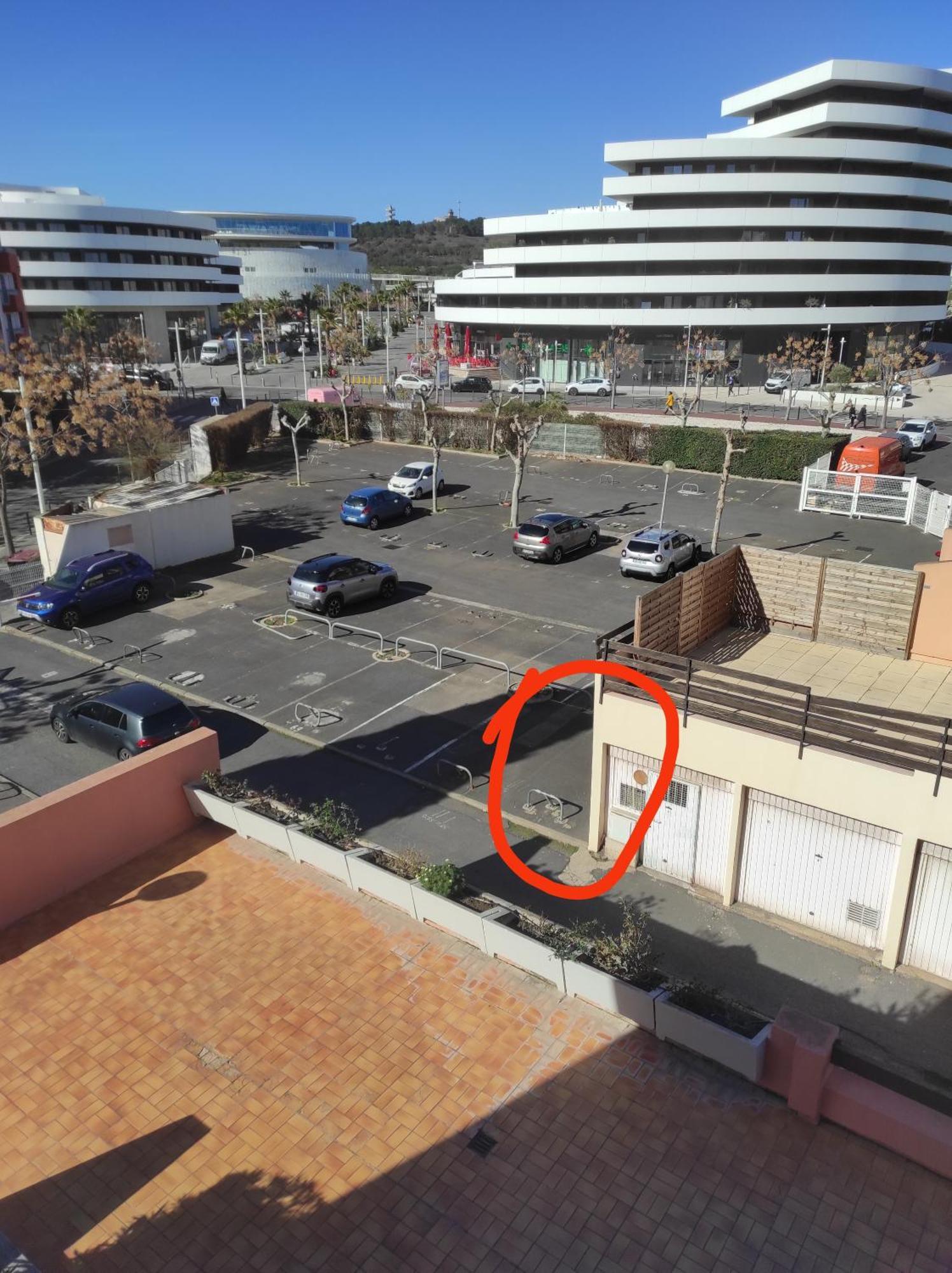 Centre Port,Studio Cosy,Vue Piscine Et Sur Le Parking Prive Ainsi Que Le Mont Saint Martin แอกด์ ภายนอก รูปภาพ